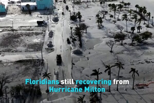 Floridanos reconstruyen después de la devastación del huracán Milton 💔🌪️ Floridanos_reconstruyen_despue_s_de_la_devastacio_n_del_huraca_n_Milton____ video poster