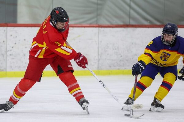 Foco_en_los_Juegos_Asia_ticos_de_Invierno__El_auge_del_hockey_sobre_hielo_en_China_antes_de_Harbin_2025