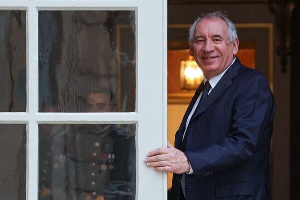 Francois Bayrou se convierte en el nuevo primer ministro de Francia 🇫🇷 Francois_Bayrou_se_convierte_en_el_nuevo_primer_ministro_de_Francia___