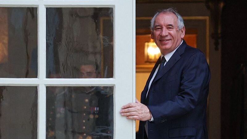 Francois_Bayrou_se_convierte_en_el_nuevo_primer_ministro_de_Francia___