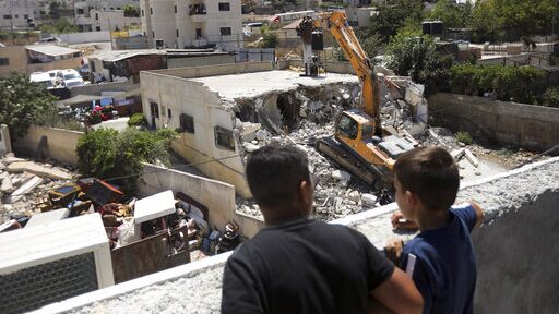 Fuerzas_israeli_es_demuelen_hogares_en_Beit_Kahil_en_medio_de_crecientes_tensiones