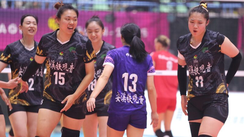 Fujian_supera_a_Beijing_en_un_emocionante_inicio_de_la_Liga_de_Voleibol_Femenil___ video poster