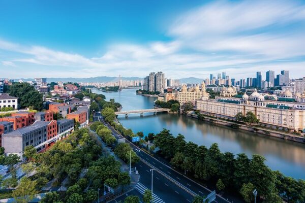 Fuzhou: El Paraíso Verde de China Donde los Árboles Reemplazan a los Paraguas 🌳 Fuzhou__El_Parai_so_Verde_de_China_Donde_los_A_rboles_Reemplazan_a_los_Paraguas__ video poster