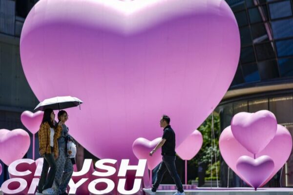 Globos en Forma de Corazón Iluminan Jinan para el Romance del 5.20 💗 Globos_en_Forma_de_Corazo_n_Iluminan_Jinan_para_el_Romance_del_5_20__