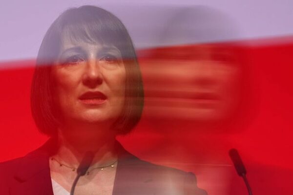 Gran_Bretan_a_promete__21_7_mil_millones_para_impulsar_la_energi_a_limpia__
