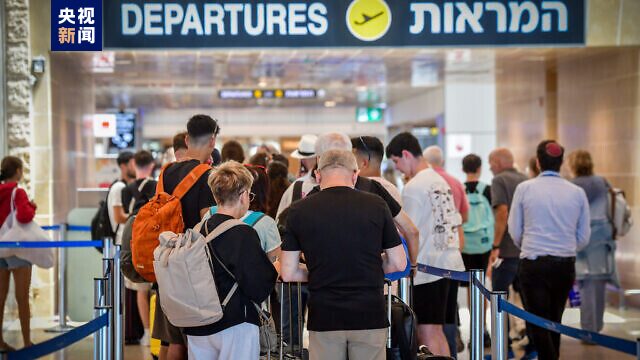 Grandes_aeroli_neas_detienen_vuelos_a_Israel_en_medio_de_crecientes_tensiones_____
