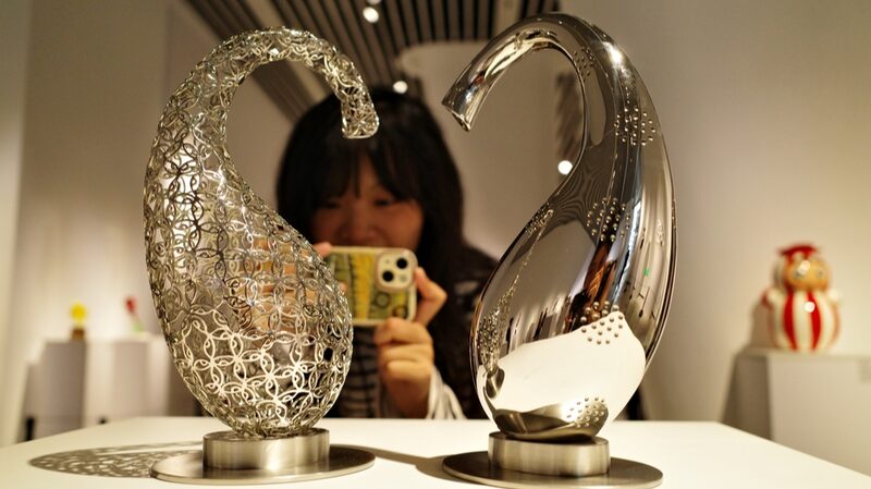 Guangzhou__Hong_Kong_y_Macao_se_unen_en_una_inspiradora_exposicio_n_de_esculturas__