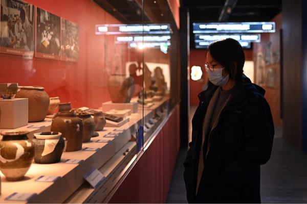 Guangzhou celebra 40 años desde el descubrimiento del Mausoleo del Rey de Nanyue 🎉 Guangzhou_celebra_40_an_os_desde_el_descubrimiento_del_Mausoleo_del_Rey_de_Nanyue__