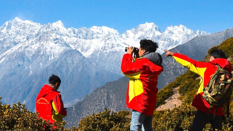 Guardianes_Ecolo_gicos__Co_mo_la_Biodiversidad_esta__Prosperando_en_Xizang___