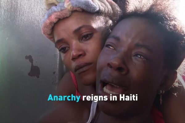 Haiti__en_caos____La_violencia_se_intensifica__la_crisis_se_agrava video poster