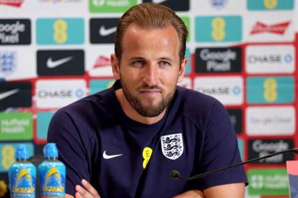 Harry Kane aspira a la duradera carrera de Cristiano Ronaldo ⚽️ Harry_Kane_aspira_a_la_duradera_carrera_de_Cristiano_Ronaldo___