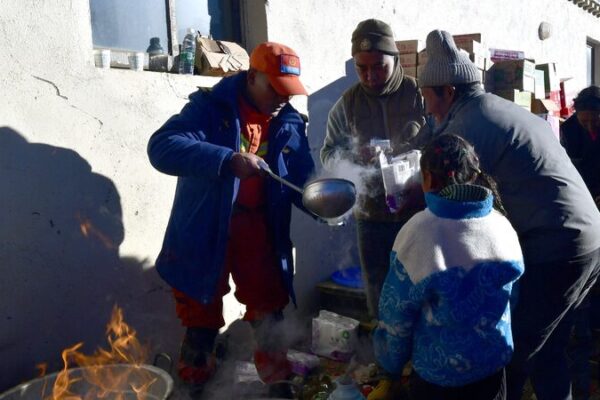 Héroes en acción: Concluyen los esfuerzos de rescate tras el terremoto de 6.8 en Xizang He_roes_en_accio_n__Concluyen_los_esfuerzos_de_rescate_tras_el_terremoto_de_6_8_en_Xizang