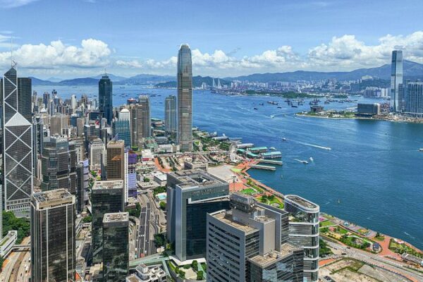 Hong Kong Brilla: ¡Ahora 5to en Competitividad Global! Hong_Kong_Brilla___Ahora_5to_en_Competitividad_Global_