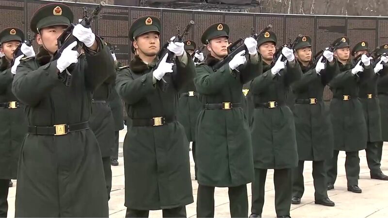 Honrando_a_los_Cai_dos__Restos_de_He_roes_del_CPV_Enterrados_en_el_Noreste_de_China video poster