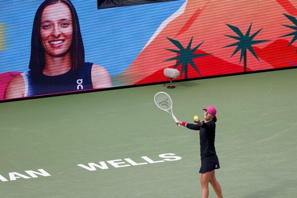 ¡Iga Swiatek avanza a la final de Indian Wells tras superar a Kostyuk! _Iga_Swiatek_avanza_a_la_final_de_Indian_Wells_tras_superar_a_Kostyuk_