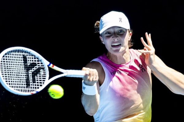 ¡Iga Swiatek se mete en semifinales del Abierto de Australia! 🎾🔥 _Iga_Swiatek_se_mete_en_semifinales_del_Abierto_de_Australia____