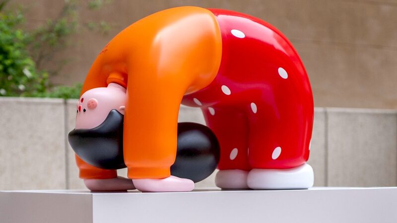 Impactantes_instalaciones_arti_sticas_de__La_Chica_Incansable__cautivan_a_la_juventud_de_Shangha_i_en_ROCKBUND