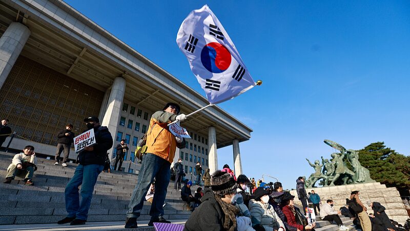 Impeachment_en_Corea_del_Sur__Parlamento_votara__en_medio_de_la_ley_marcial