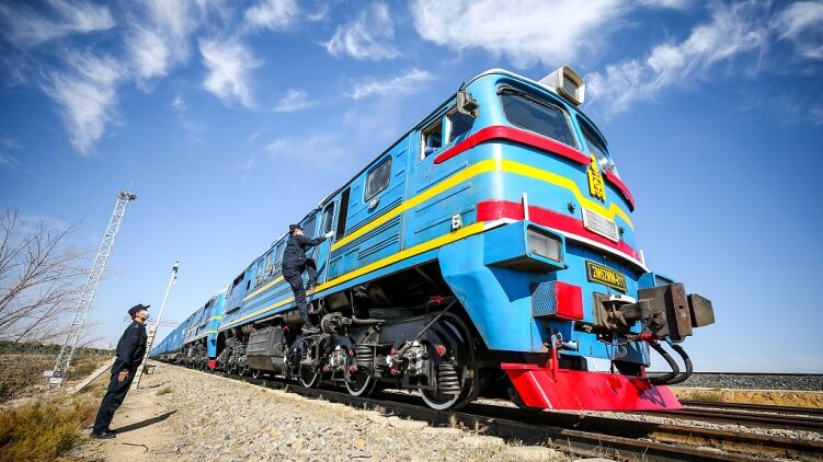 Iniciativa_de_la_Franja_y_Ruta_de_China__Una_De_cada_de_Conexio_n_y_Cooperacio_n_Global____