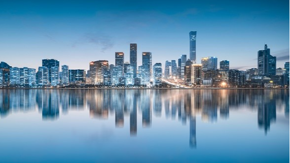 Innovaciones Urbanas de Pekín: Lecciones para un Futuro Mejor 🌇✨ Innovaciones_Urbanas_de_Peki_n__Lecciones_para_un_Futuro_Mejor___