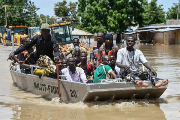 Inundaciones_Devastadoras_Golpean_A_frica_Occidental_y_Central__Ma_s_de_5_Millones_Afectados__