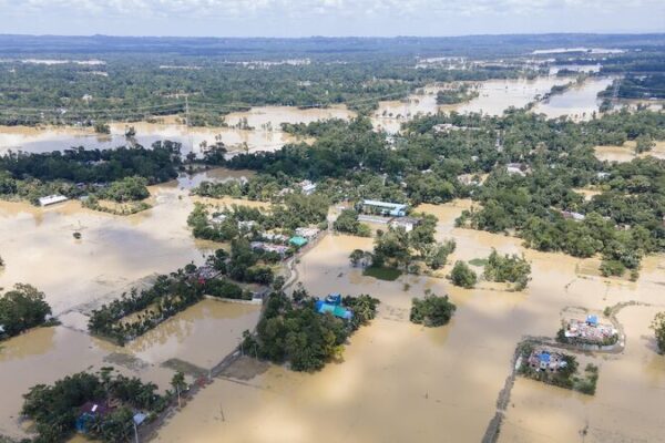 Inundaciones_devastadoras_en_Bangladesh_dejan_59_muertos