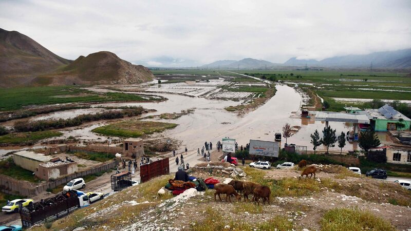 Inundaciones_repentinas_devastan_el_norte_de_Afganista_n__ma_s_de_330_muertos__