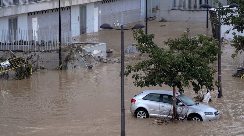 Inundaciones_tra_gicas_en_Valencia_dejan_51_fallecidos
