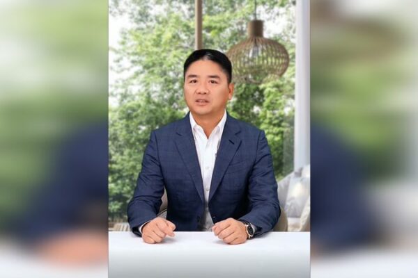 JD_com_lanza_un_clon_de_IA_del_CEO_Liu_Qiangdong_para_conducir_una_sesio_n_de_compras_en_vivo