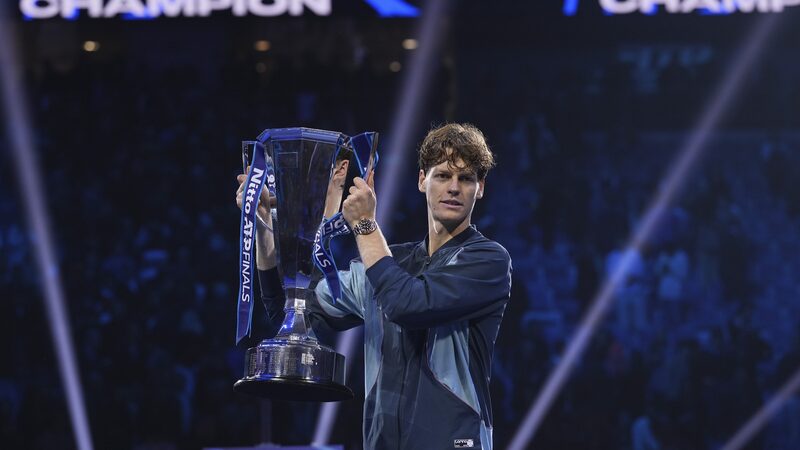 Jannik_Sinner_hace_historia_como_el_primer_italiano_en_ganar_las_Finales_ATP__