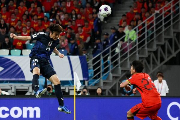Japón derrota a China 3-1 en un emocionante clasificatorio al Mundial 2026 ⚽️🔥 Japo_n_derrota_a_China_3_1_en_un_emocionante_clasificatorio_al_Mundial_2026____