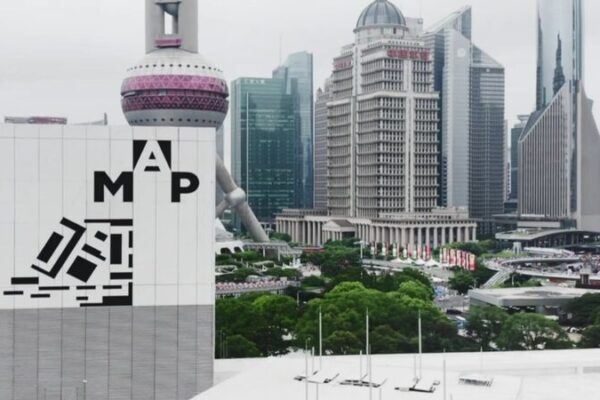 Jean Nouvel y su aventura en China: creando Ăconos arquitectĂłnicos Jean_Nouvel_y_su_aventura_en_China__creando_i_conos_arquitecto_nicos video poster