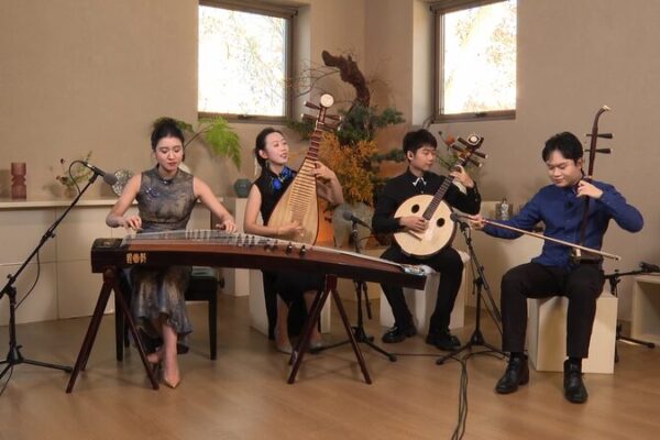 Jóvenes Músicos se Unen con ‘Bu Bu Gao’ para Celebrar el 25° Aniversario de Macao 🎶 Jo_venes_Mu_sicos_se_Unen_con__Bu_Bu_Gao__para_Celebrar_el_25__Aniversario_de_Macao__ video poster
