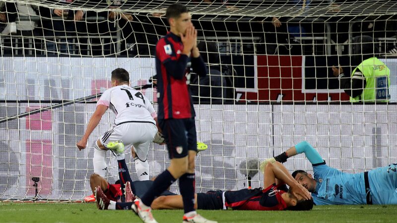 _Juventus_sorprende_a_Cagliari_con_drama_tica_remontada_tardi_a____
