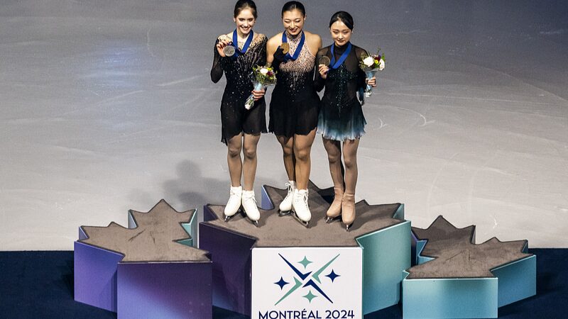 Kaori_Sakamoto_hace_historia_con_un_tricampeonato_en_el_Campeonato_Mundial_de_Patinaje_Arti_stico