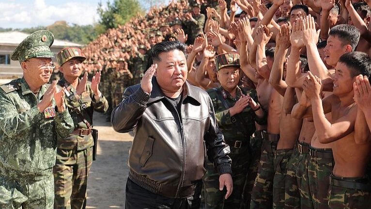 Kim_Jong_Un_advierte_de_una_respuesta_nuclear_si_se_amenaza_la_soberani_a_de_la_RPDC__