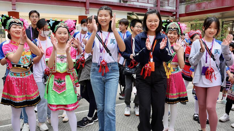 La_Armoni_a_Colorida_de_China__Un_Viaje_hacia_la_Unidad_E_tnica__