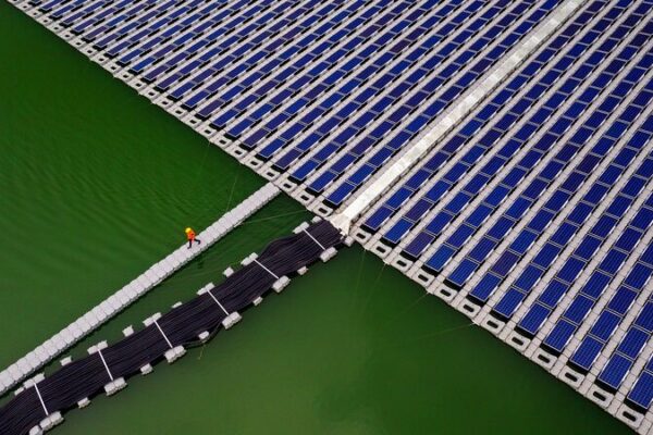 La Energía Verde Une: La Revolución Renovable de China y Vietnam 🌱 La_Energi_a_Verde_Une__La_Revolucio_n_Renovable_de_China_y_Vietnam__