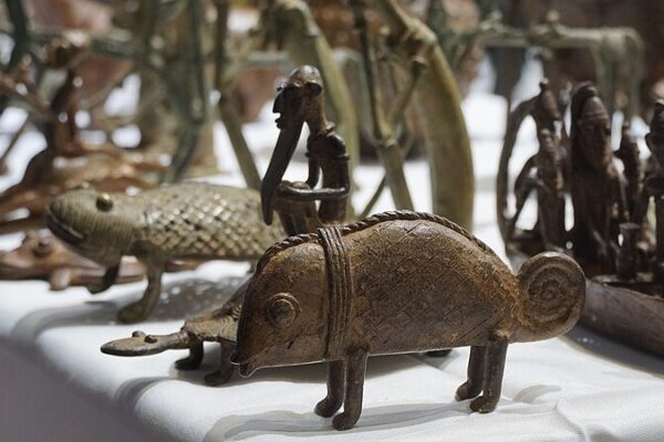 La_Expo_de_Shangha_i_pone_el_foco_en_los_tesoros_africanos__desde_cafe__eti_ope_hasta_miel_de_Tanzania