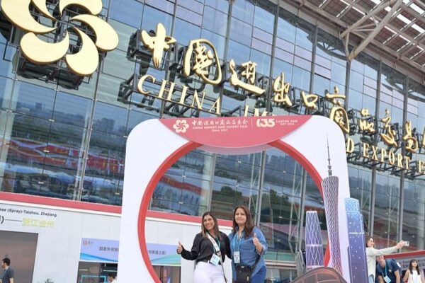 La_Feria_de_Canto_n_en_China_Enciende_la_Chispa_de_la_Innovacio_n_Global