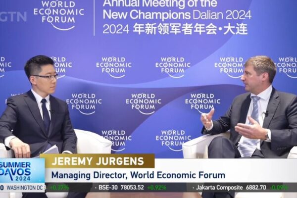 La IA potencia las habilidades humanas: Perspectivas de Jeremy Jurgens del WEF en el Foro de Dalian La_IA_potencia_las_habilidades_humanas__Perspectivas_de_Jeremy_Jurgens_del_WEF_en_el_Foro_de_Dalian video poster