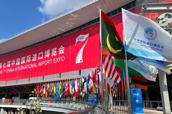 🌟 La Mega Expo de Shanghái: ¡Desbloqueando el mercado de China para innovadores globales! __La_Mega_Expo_de_Shangha_i___Desbloqueando_el_mercado_de_China_para_innovadores_globales_