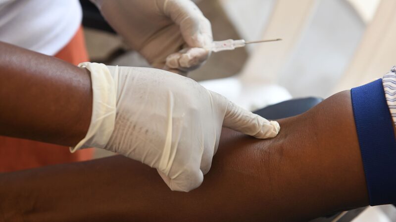 La_OMS_Insta_a_los_Jo_venes_Africanos_a_Incrementar_las_Donaciones_de_Sangre__