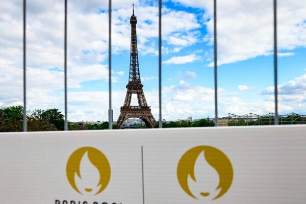 ✨ ¡La Torre Eiffel Brilla con Aros Olímpicos para París 2024! 🗼🔥 ___La_Torre_Eiffel_Brilla_con_Aros_Oli_mpicos_para_Pari_s_2024____