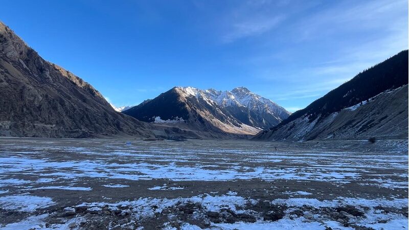 La_Transformacio_n_de_Xinjiang__Un_Viaje_de_Progreso_y_Paz__