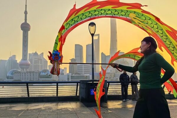 La Visión 2024 de China: Resiliencia, Innovación y Modernización 🚀 La_Visio_n_2024_de_China__Resiliencia__Innovacio_n_y_Modernizacio_n__