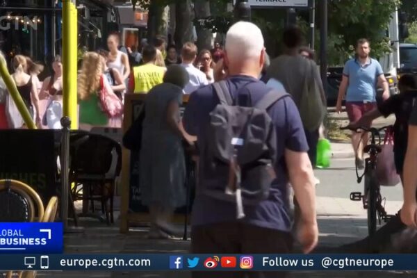 La ‘Pingdemia’ del Reino Unido genera escasez de alimentos y combustible 🚨🍞⛽ La__Pingdemia__del_Reino_Unido_genera_escasez_de_alimentos_y_combustible____ video poster