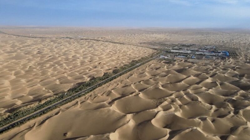 La_autopista_solar_de_China_convierte_el_desierto_en_una_maravilla_de_energi_a_verde___ video poster