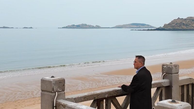 La_aventura_de_Tsai_Fu_hsiung__Uniendo_corazones_a_trave_s_del_Estrecho_de_Taiwa_n video poster