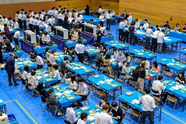 La coalición gobernante de Japón enfrenta un gran revés en las elecciones 😮🗳️ La_coalicio_n_gobernante_de_Japo_n_enfrenta_un_gran_reve_s_en_las_elecciones____